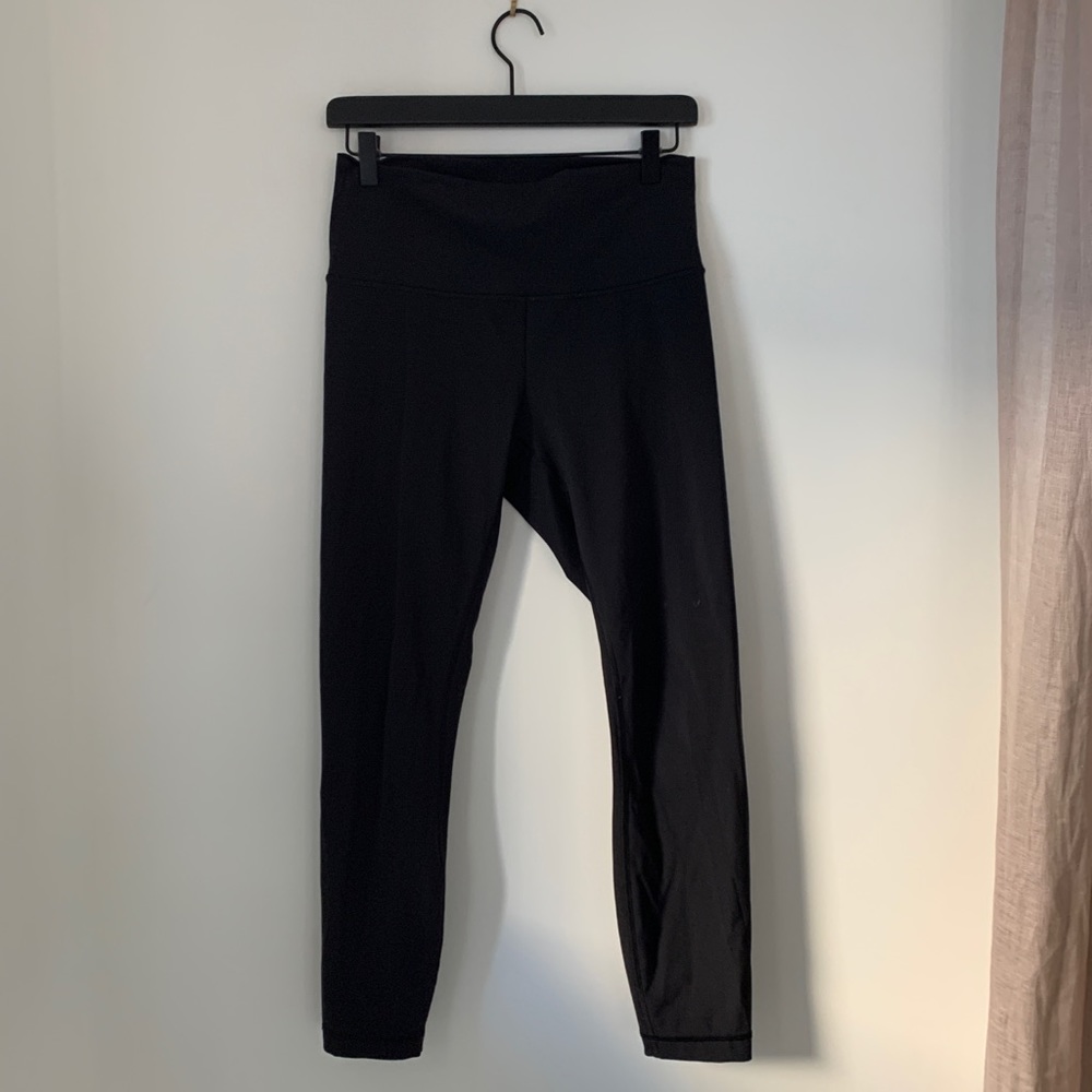Lululemon Wunder Under, Size 8 (GUC)